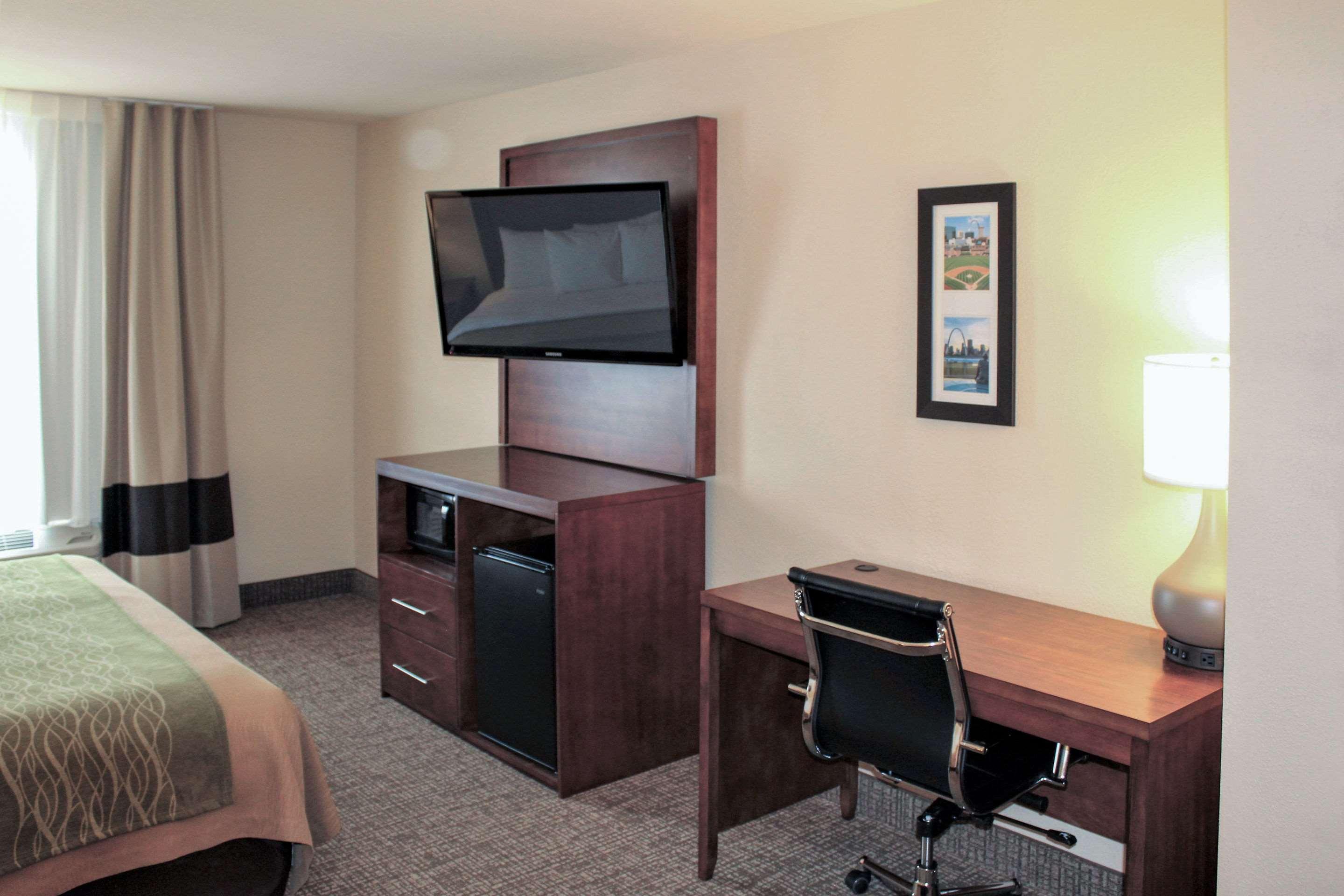 Comfort Inn & Suites St Louis - Chesterfield Ngoại thất bức ảnh
