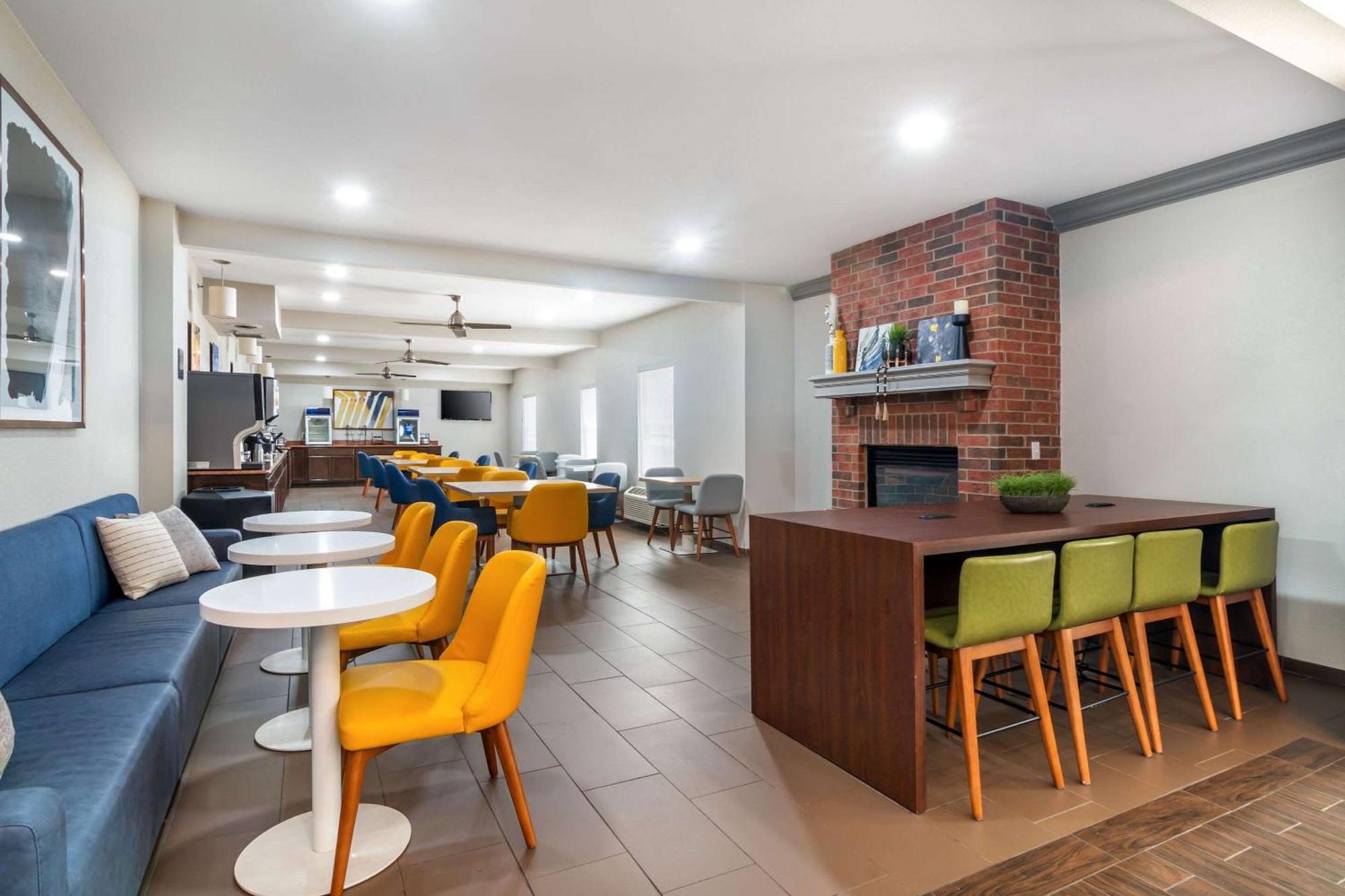 Comfort Inn & Suites St Louis - Chesterfield Ngoại thất bức ảnh