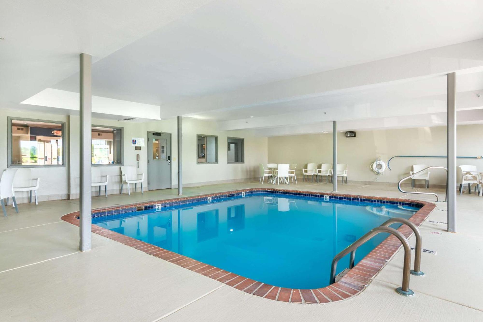 Comfort Inn & Suites St Louis - Chesterfield Ngoại thất bức ảnh
